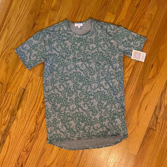 NWT LuLaRoe Patrick Top with paisley like pattern - Picture 7 of 8